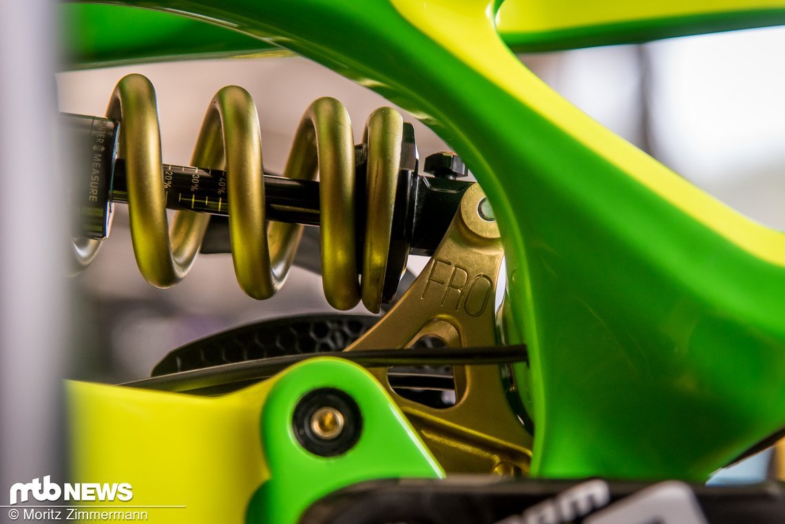 Eine spezielle Dämpfer-Anlenkung ermöglicht es, neue metrische RockShox-Dämpfer zu verwenden.