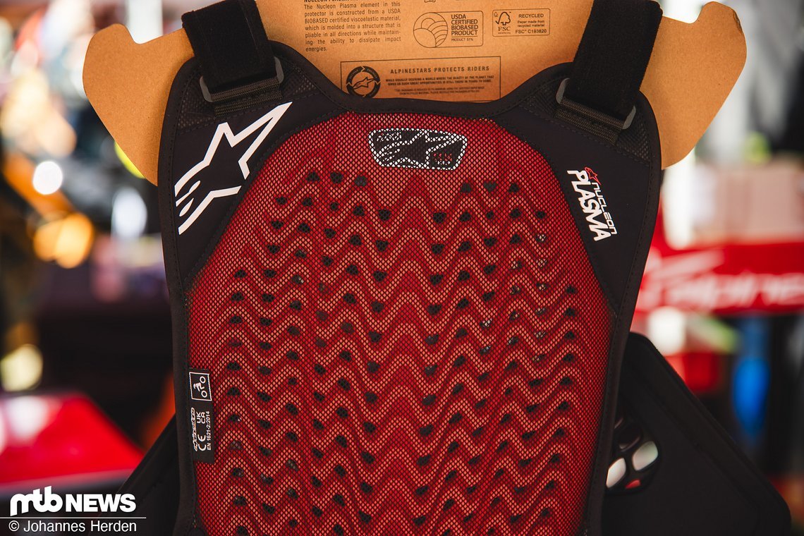 Die neuen Alpinestars Plasma-Protektoren sollen mit einem ausgezeichneten Schutz sowie hohem Tragekomfort und einer guten Belüftung begeistern.