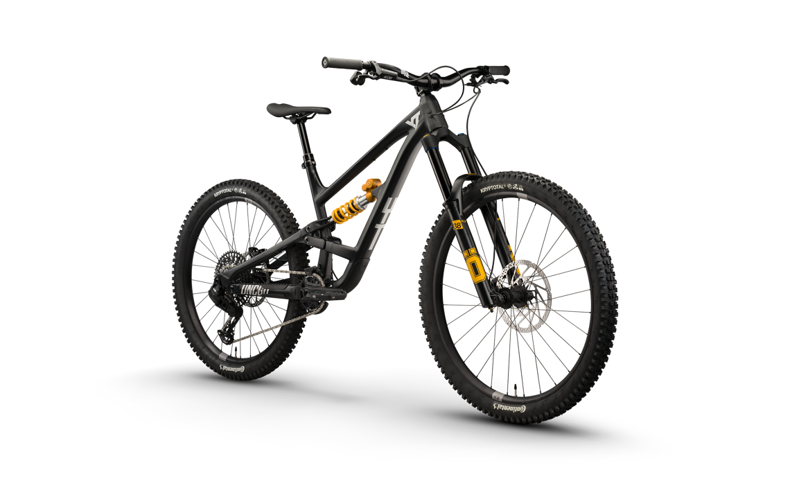 Günstiger kommt auch hier das Alumodell – das Core 3 AL schlägt mit 4.499 € (UVP) zu Buche.