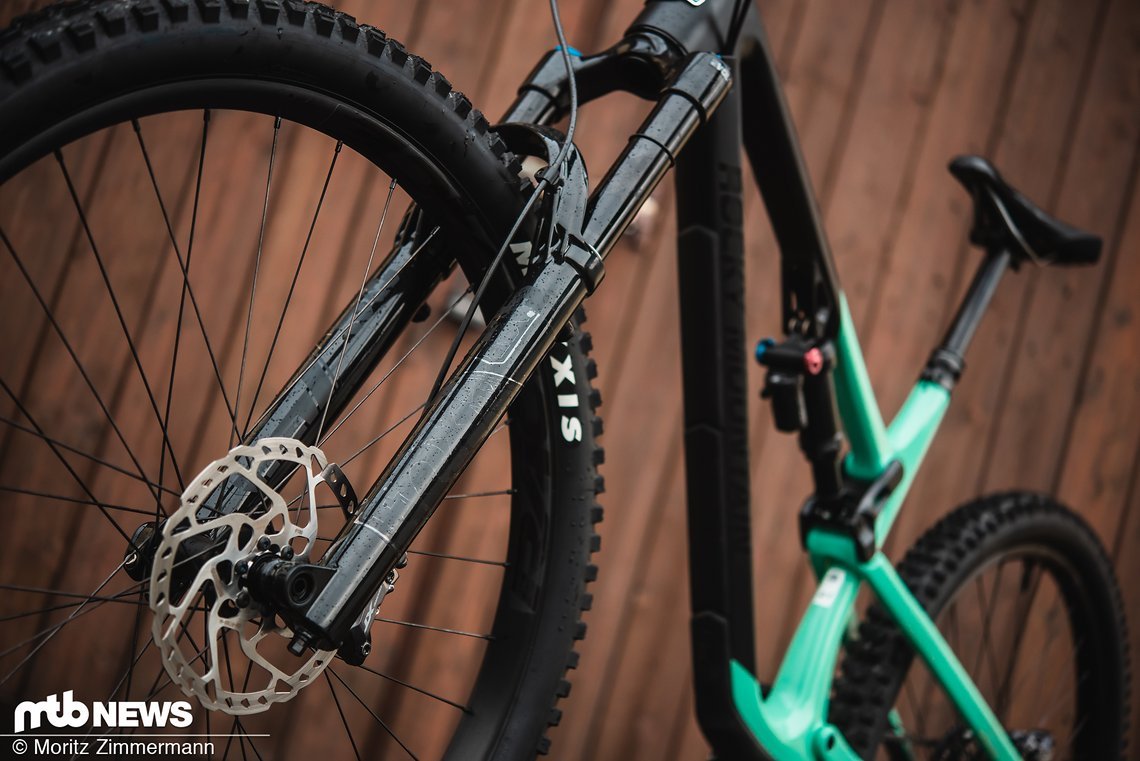 Getestet haben wir das 6.500 € teure C70-Modell mit Fox Performance Elite-Fahrwerk