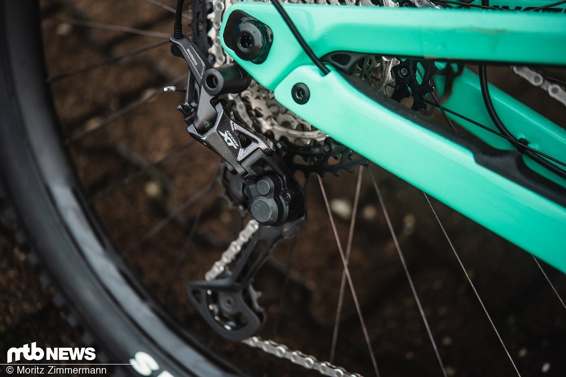 Der Shimano XT-Antrieb kombiniert eine Bandbreite von 510 % mit einer gewohnt zuverlässigen Schaltperformance.