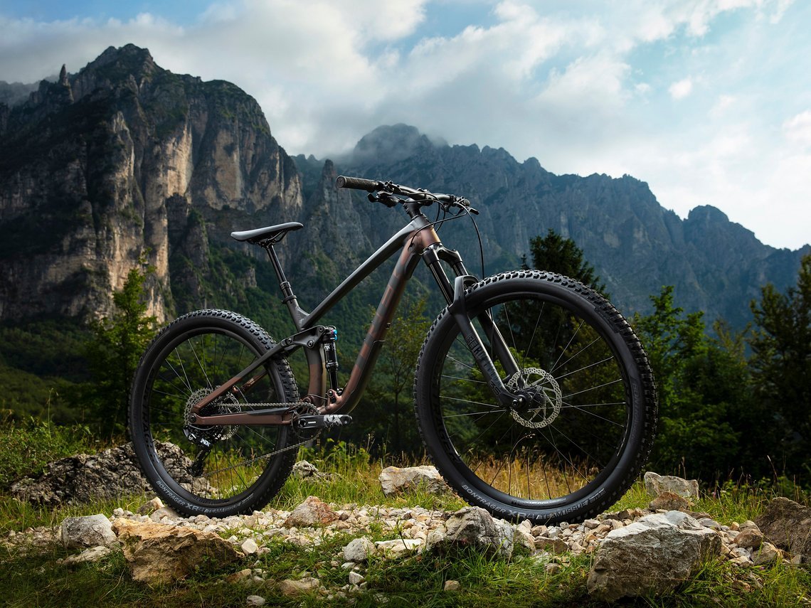 Trek Fuel EX 7 Matte Dnister Black/Sunburst