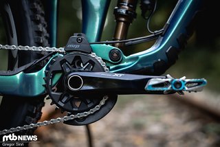 Eine Kettenführung samt Bashguard sieht man an einem Trailbike selten Eine Kettenführung samt Bashguard sieht man an einem Trailbike selten
