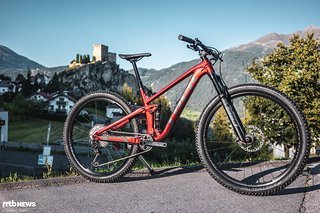 Über die letzten Jahre hat sich das Trek Top Fuel immer mehr in Richtung Abfahrt entwickelt Über die letzten Jahre hat sich das Trek Top Fuel immer mehr in Richtung Abfahrt entwickelt